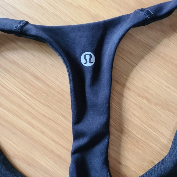 LULULEMON Box It Out Bra in Black/Heathered Black - Size 2 - Picture 7 of 8